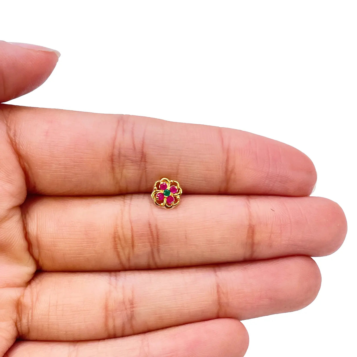 22ct Yellow Gold Red & Green Floral Shaped Gemstone Nose Pin/Stud 6.5mm Width 