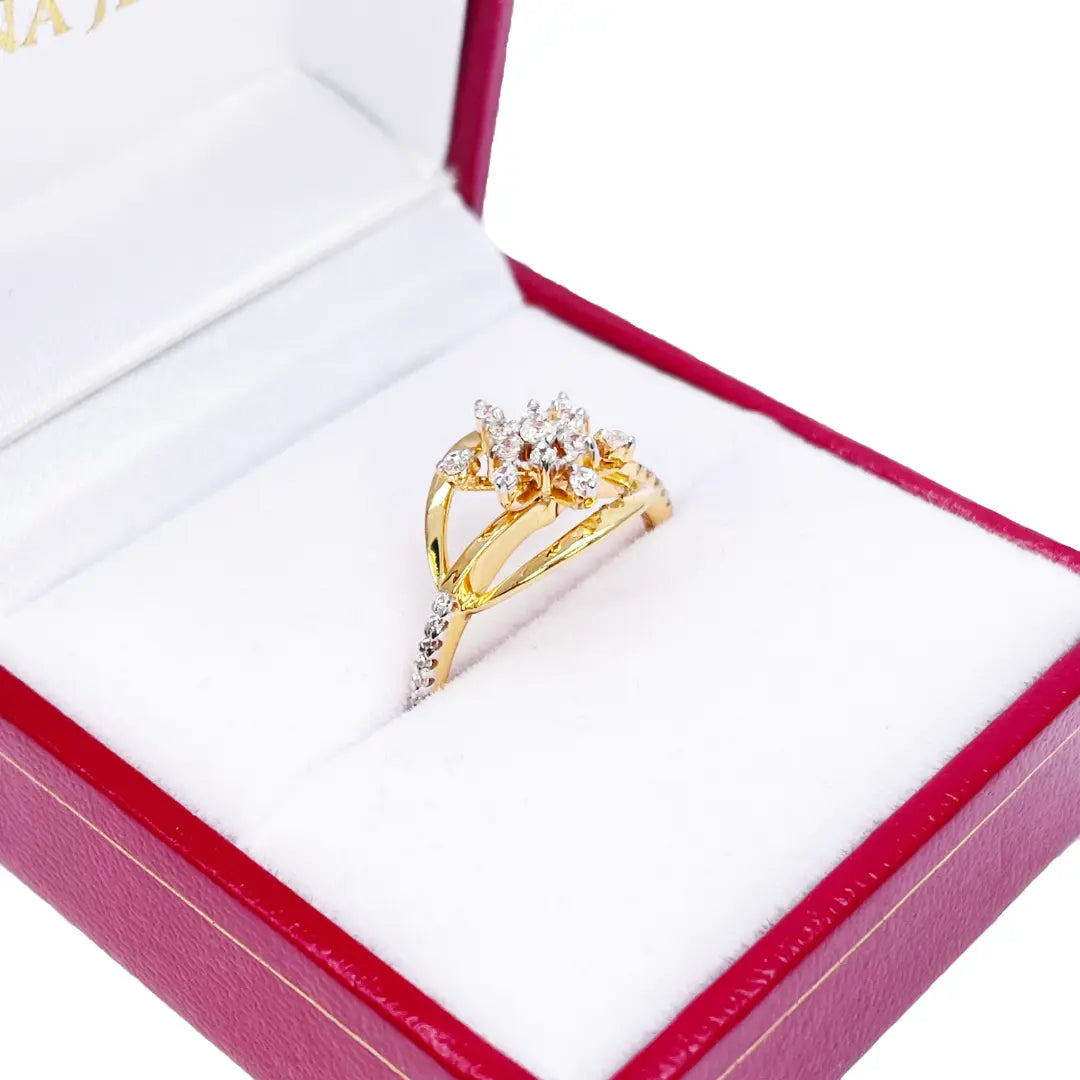 22ct Yellow Gold Round Cubic Zirconia Snowflake Ring 10.9mm Width 