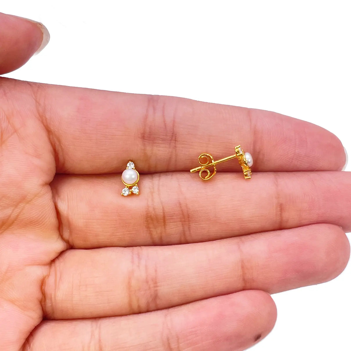 22ct Yellow Gold Round Freshwater Pearl Bubble Pendant and Matching Earrings Set 