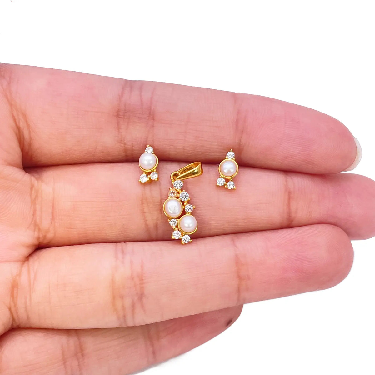 22ct Yellow Gold Round Freshwater Pearl Bubble Pendant and Matching Earrings Set 