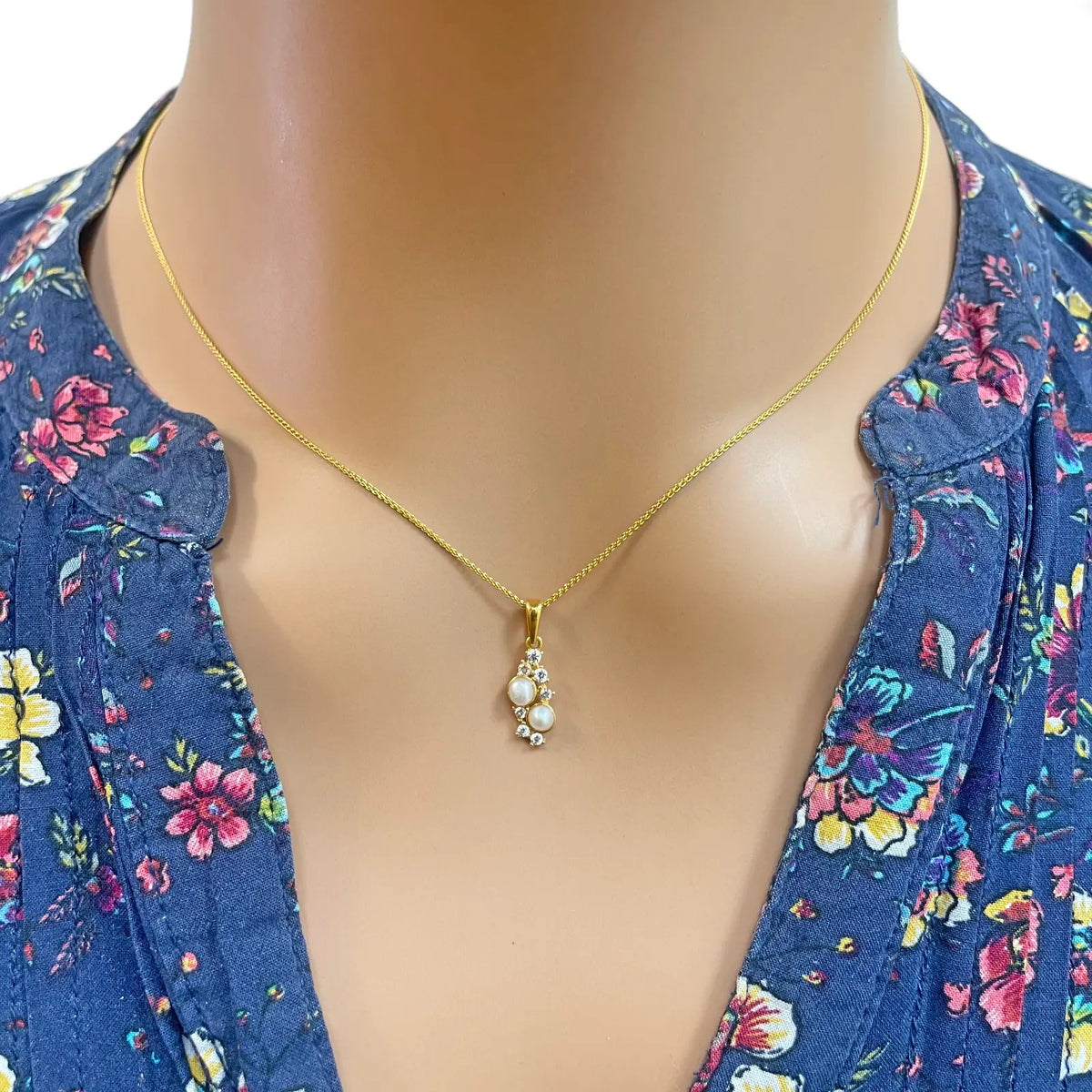22ct Yellow Gold Round Freshwater Pearl Bubble Pendant and Matching Earrings Set 