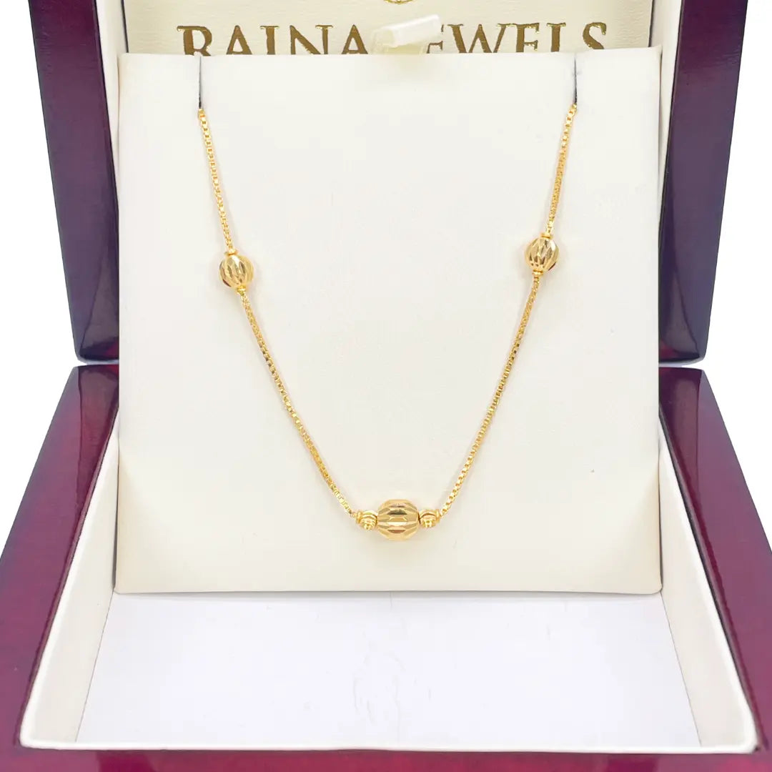 22ct Yellow Gold Shiny Diamond Cut Five Gold Ball Beaded Necklace 19 Inches 