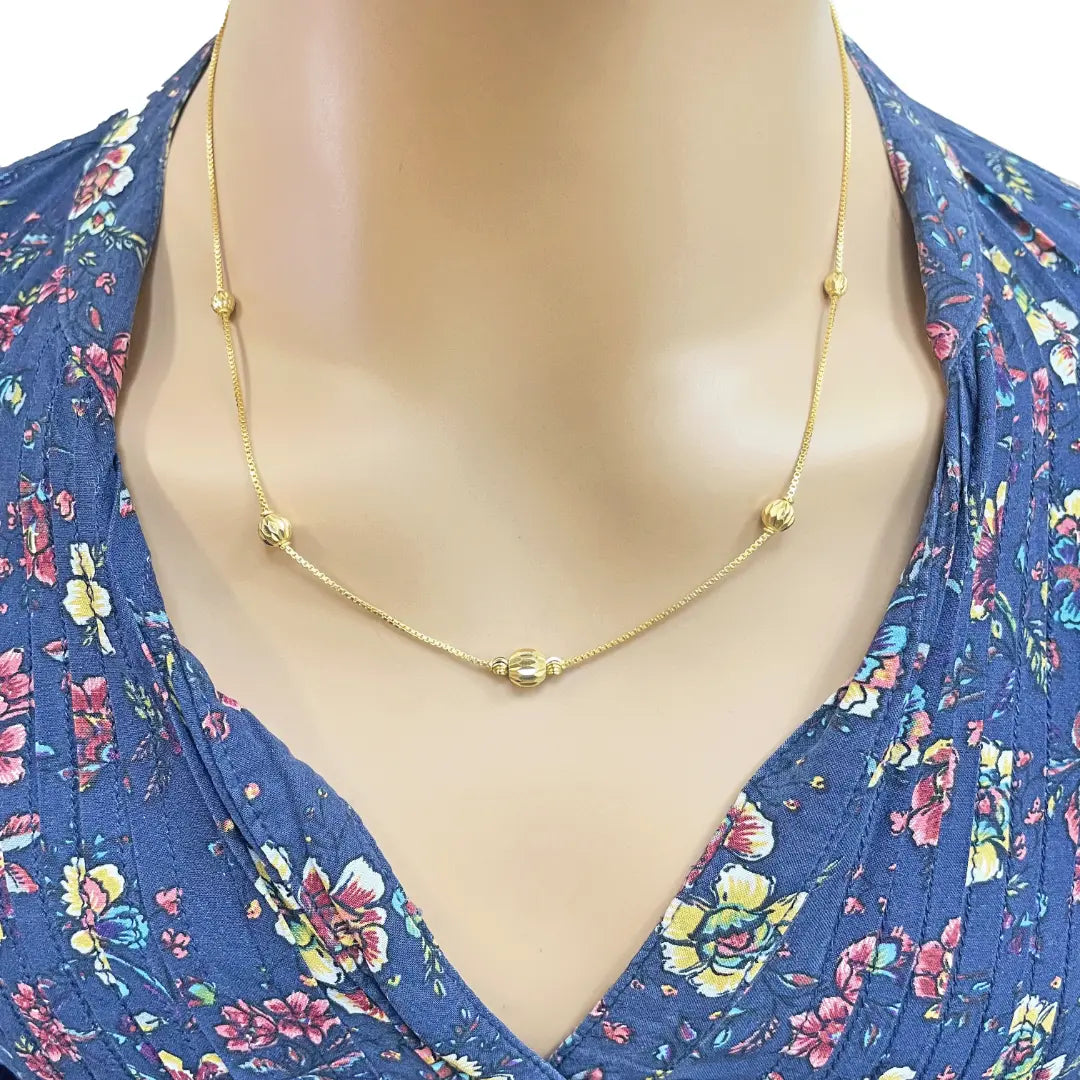 22ct Yellow Gold Shiny Diamond Cut Five Gold Ball Beaded Necklace 19 Inches 
