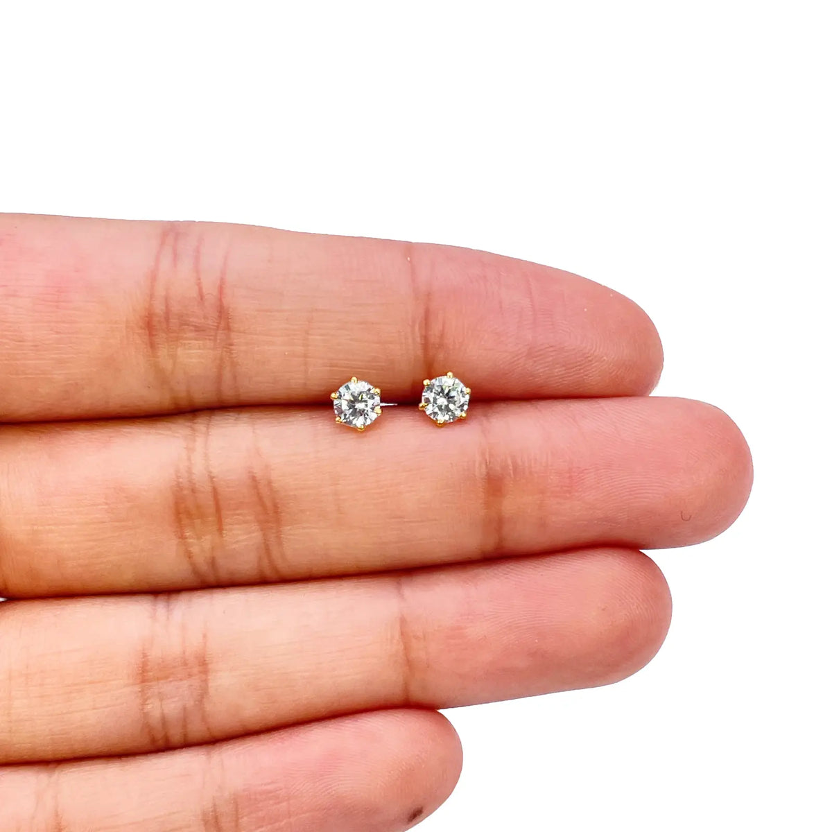 22ct Yellow Gold Six Claw Prong Small Children's Earrings 4.5mm Width 