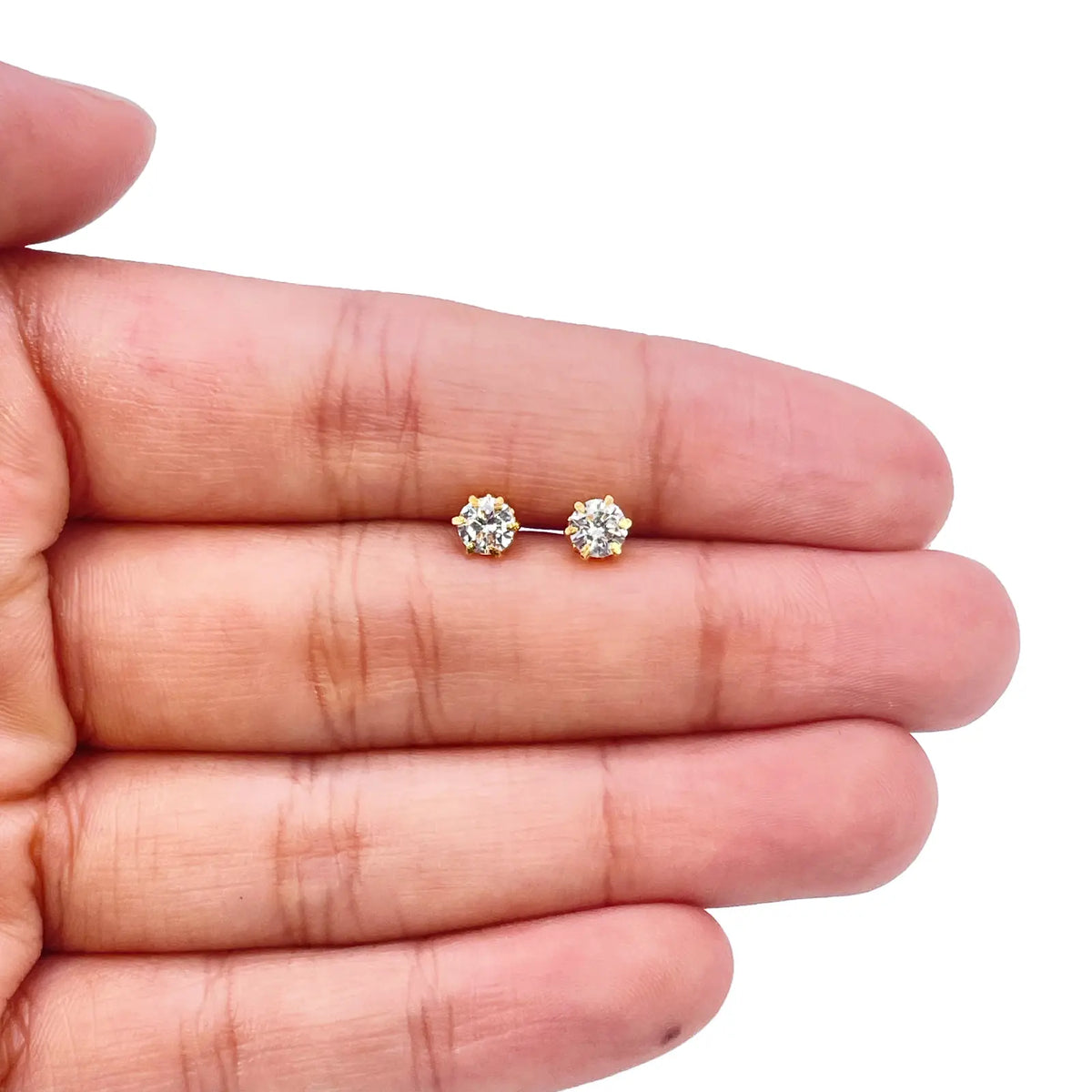 22ct Yellow Gold Six Claw Round Cubic Zirconia Stud Earrings 4mm 