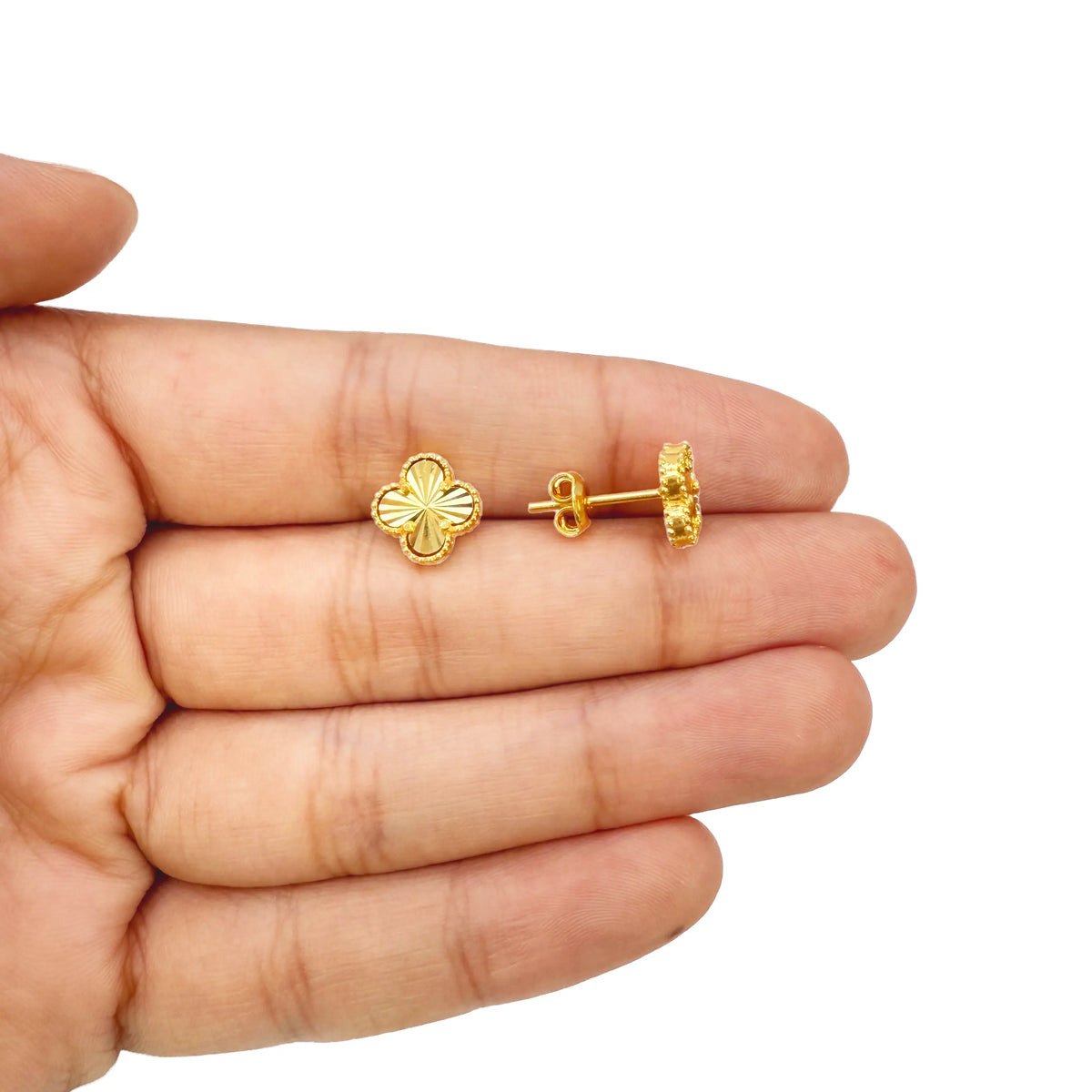 22ct Yellow Gold Small Diamond Cut Clover Stud Earrings 9mm Width 