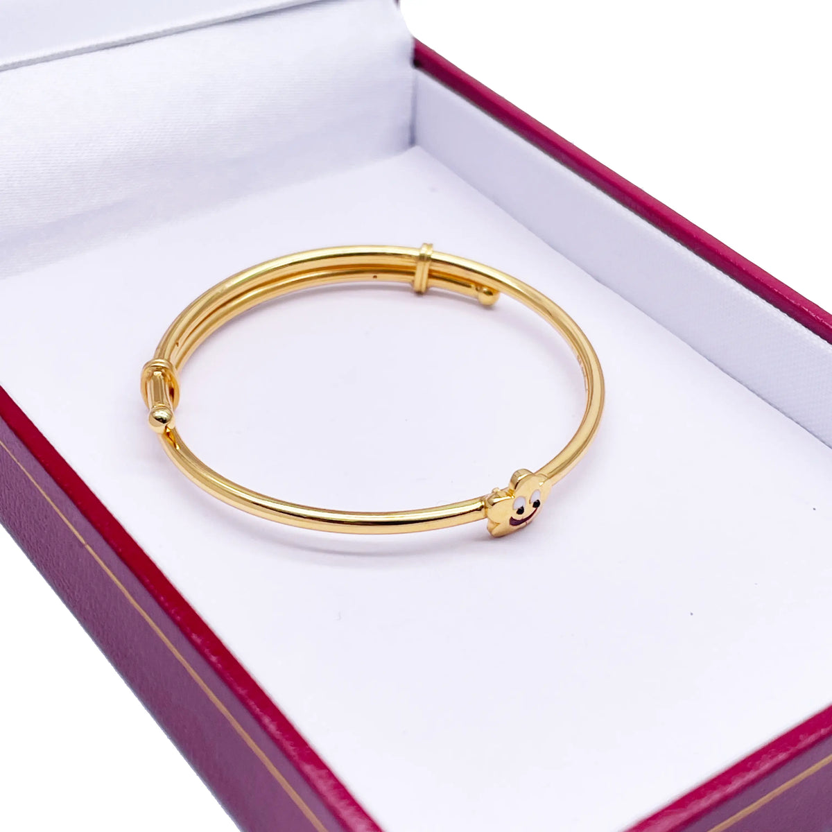 22ct Yellow Gold Smiling Star Design Children's Flexible Bangle/ Bracelet 