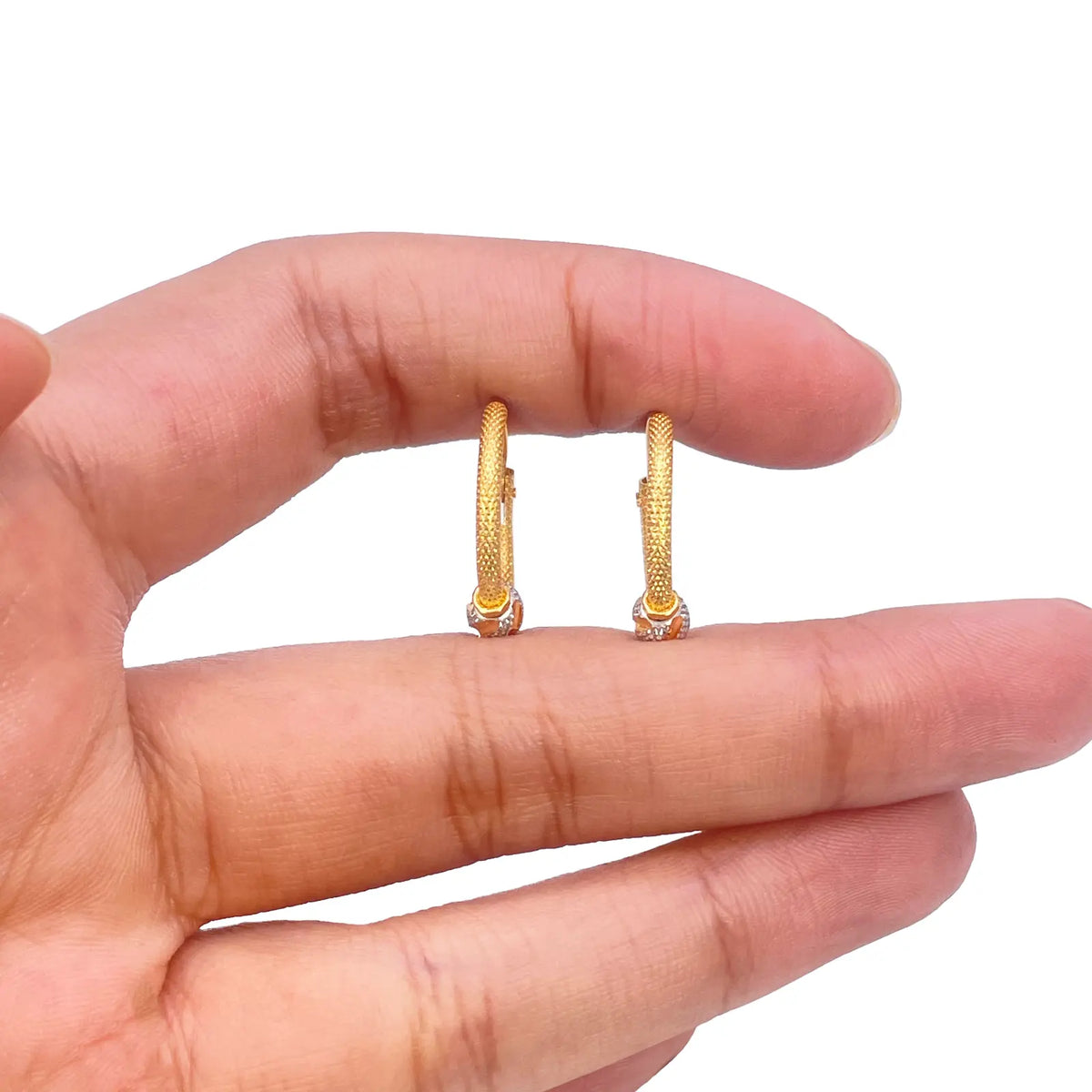 22ct Yellow Gold Textured Two-Tone Beaded Hoop Huggie Earrings 14mm Diameter  Gold earring