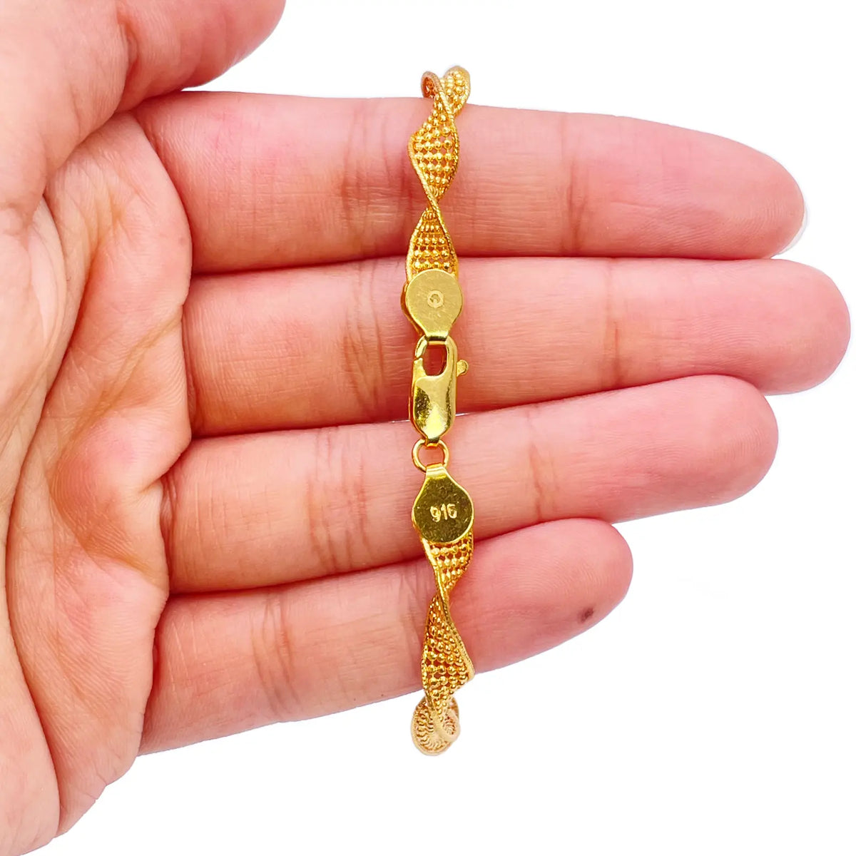 22ct Yellow Gold Twisted Mesh Bracelet 7 inches 5.2mm width 