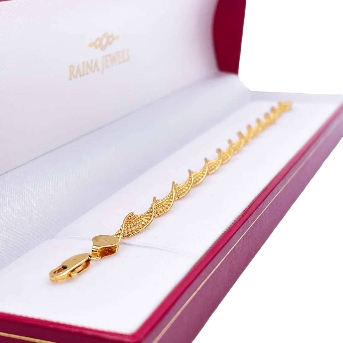 22ct Yellow Gold Twisted Mesh Bracelet 7 inches 5.2mm width 