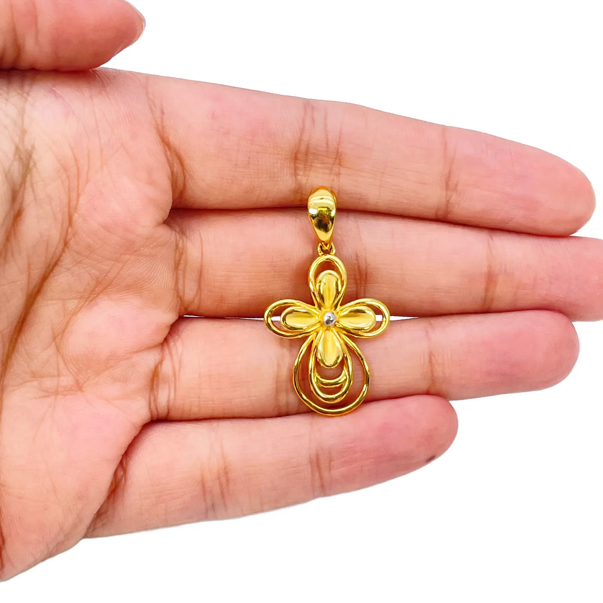 22ct Yellow Gold Two-Tone High Polished and Matt Floral Pendant (34x18mm) 
