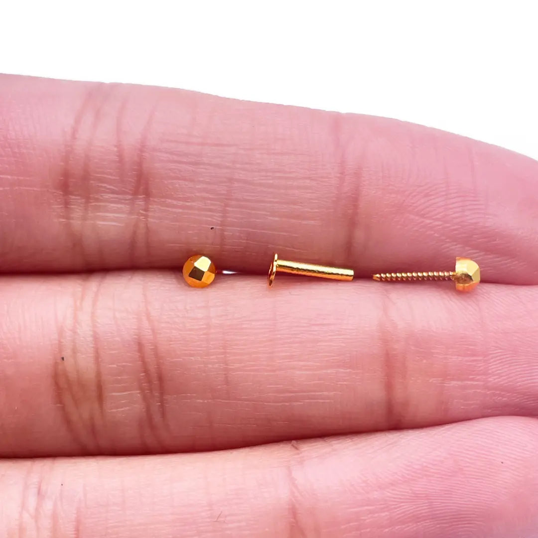 22ct Yellow Plain Gold Baby Stud earrings claw set Child Friendly 2.8 MM  Earrings