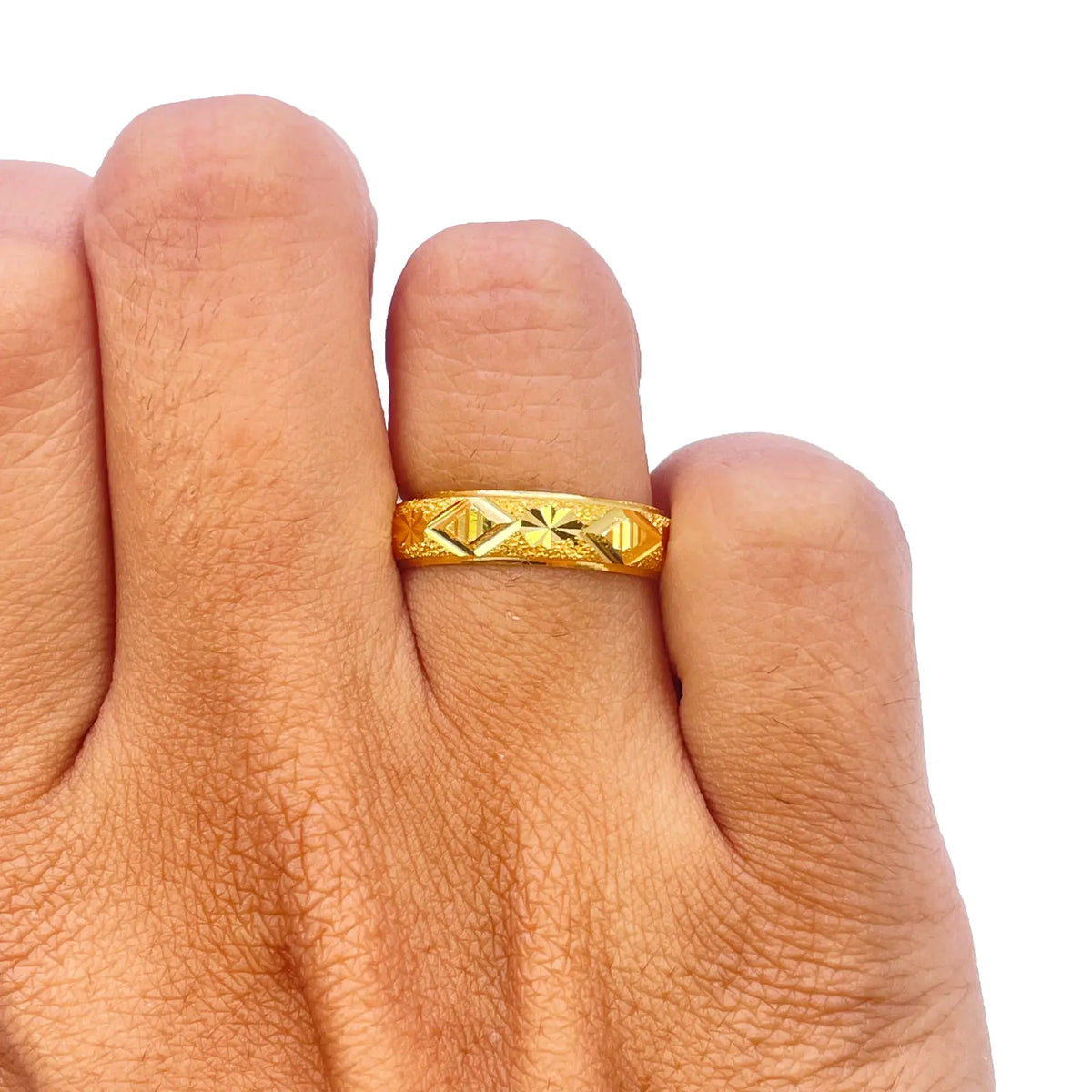 22ct Yellow Gold Textured & High Polished Edge Diamond Cut Stackable Band 4.6mm 
