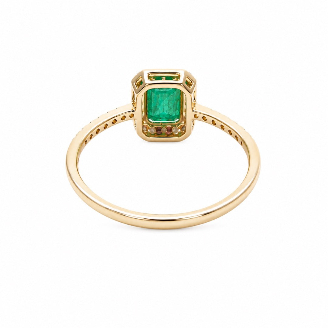 14-karaats geelgouden ring met 4-klauwzetting, natuurlijke smaragd en ronde diamant, 1,22 ct