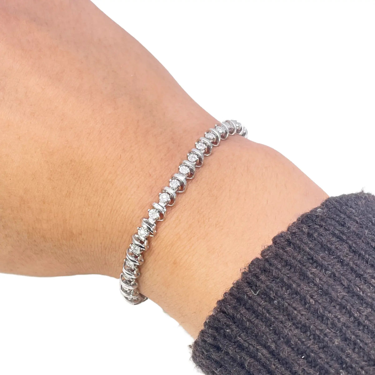 9ct White Gold Diamond Bracelet Illusion Set 0.50ct 6.5 Inches 