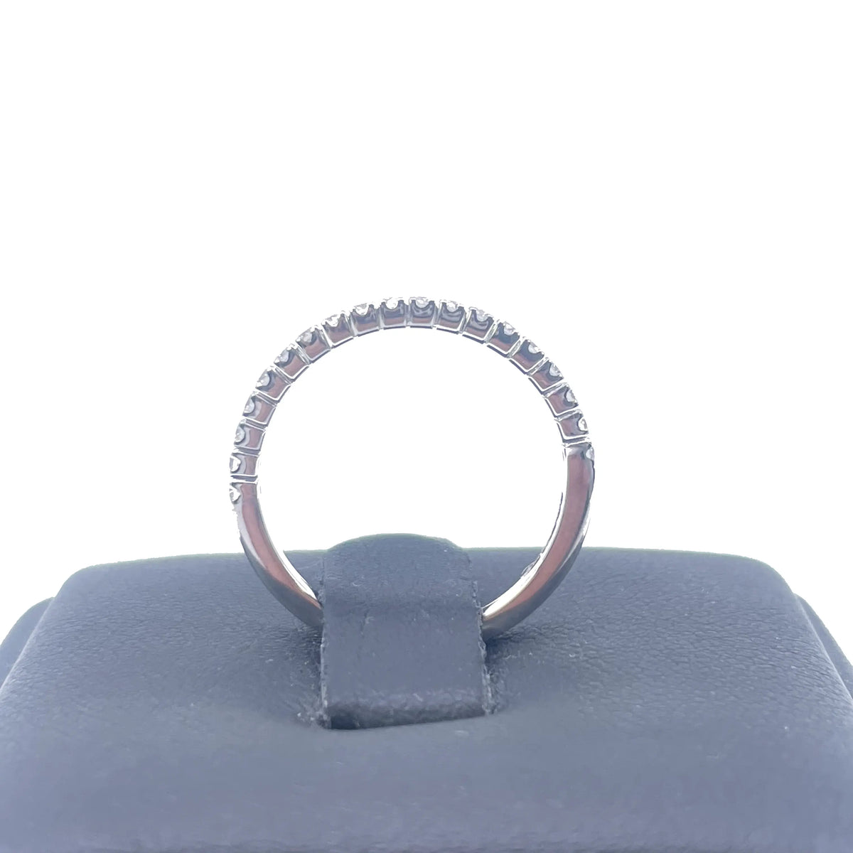 18ct White Gold Round Diamond Half Eternity Band Claw Set 0.26ct  Diamond Ring
