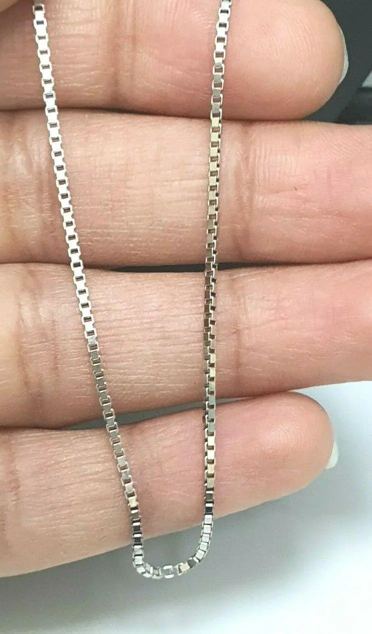 14ct White  Gold Box chain/necklace Italian made 18inches 