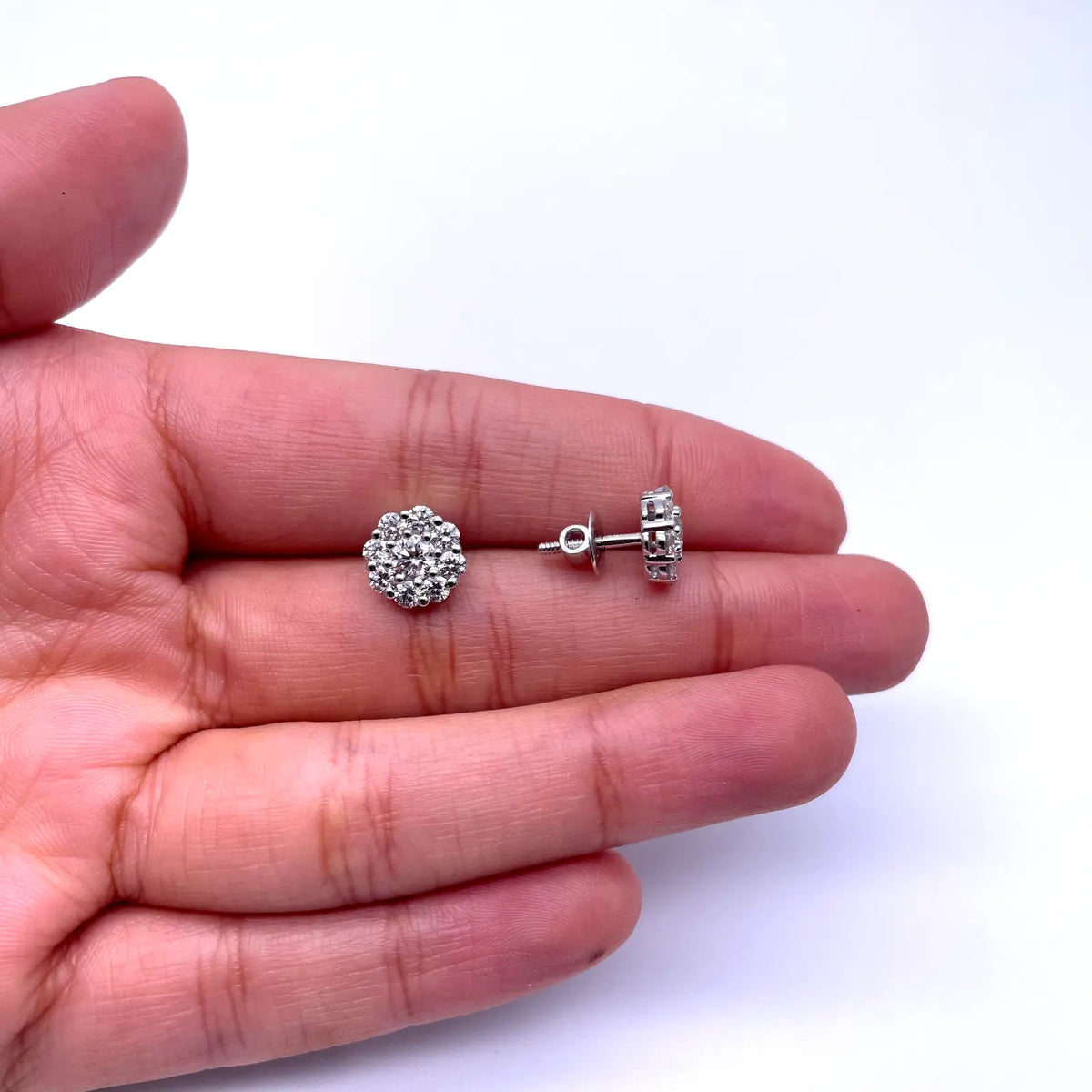 18ct White Gold 9 Stone Daisy Cluster Diamond Stud Earrings IGI Certified 1.40ct 
