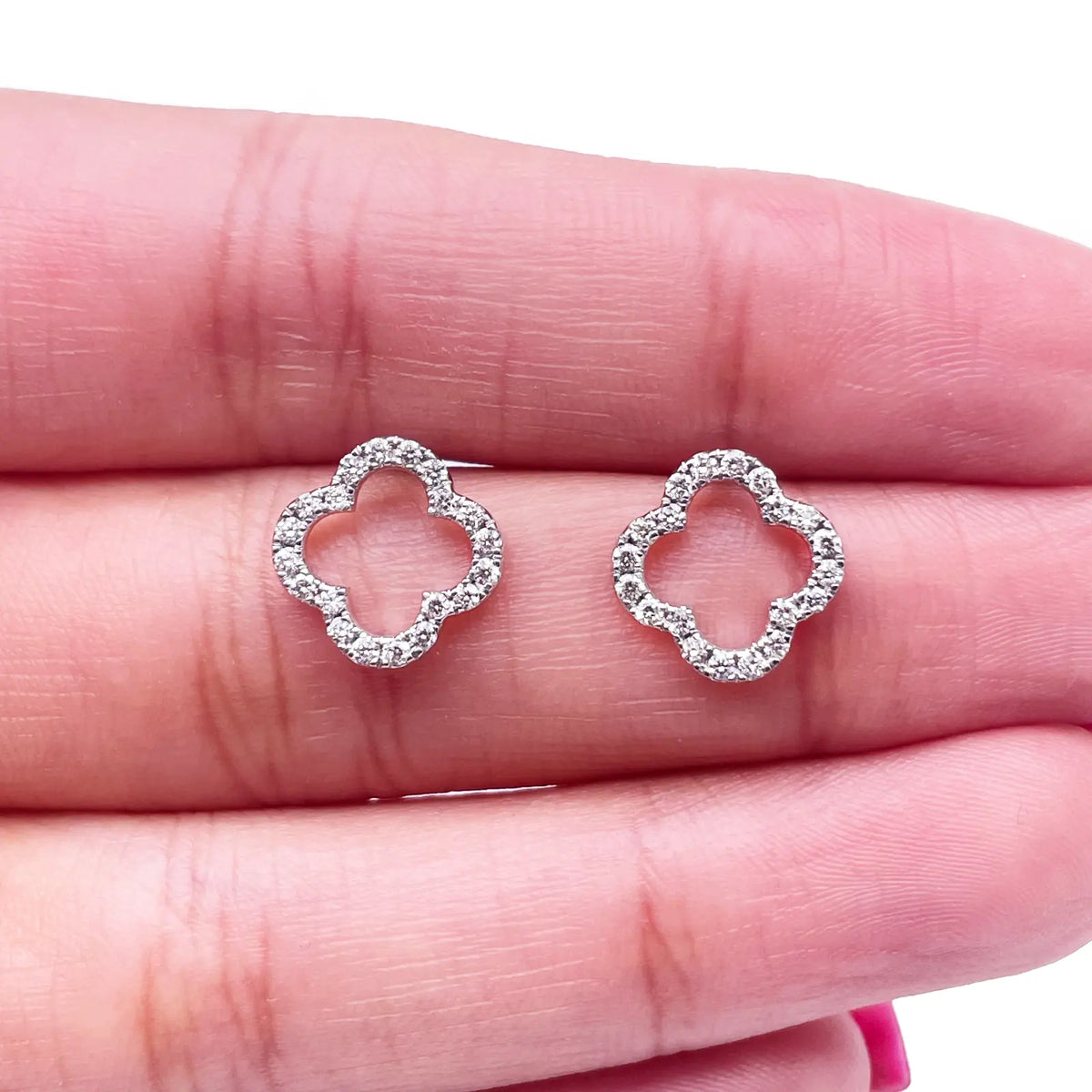 18ct White Gold Diamond Clover Cluster Stud Earrings 0.31ct 