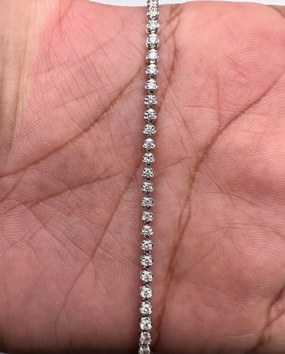 18ct White Gold Diamond Tennis Bracelet 4claw 2.02cts 7.00  Diamond Bracelets