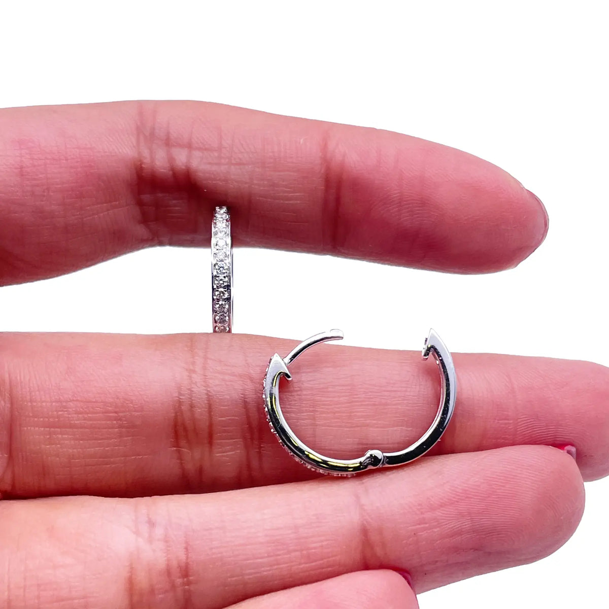 18ct White Gold Natural Diamond Pair of Hoop Huggies Earrings 0.22ct 