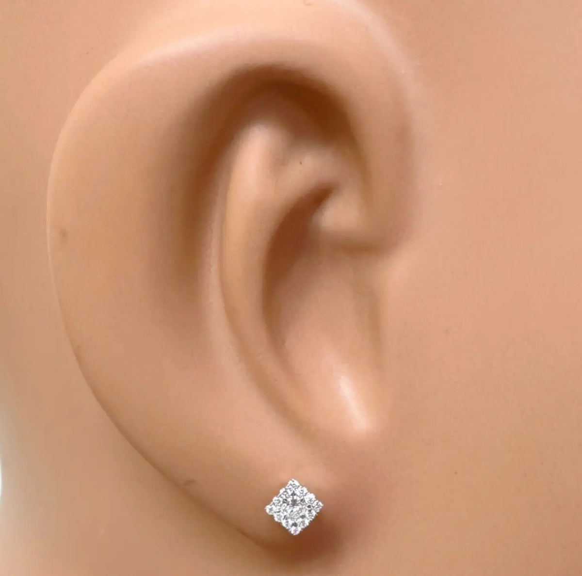 18ct White Gold & Princess Cut Diamonds Stud Earrings 0.31ct 
