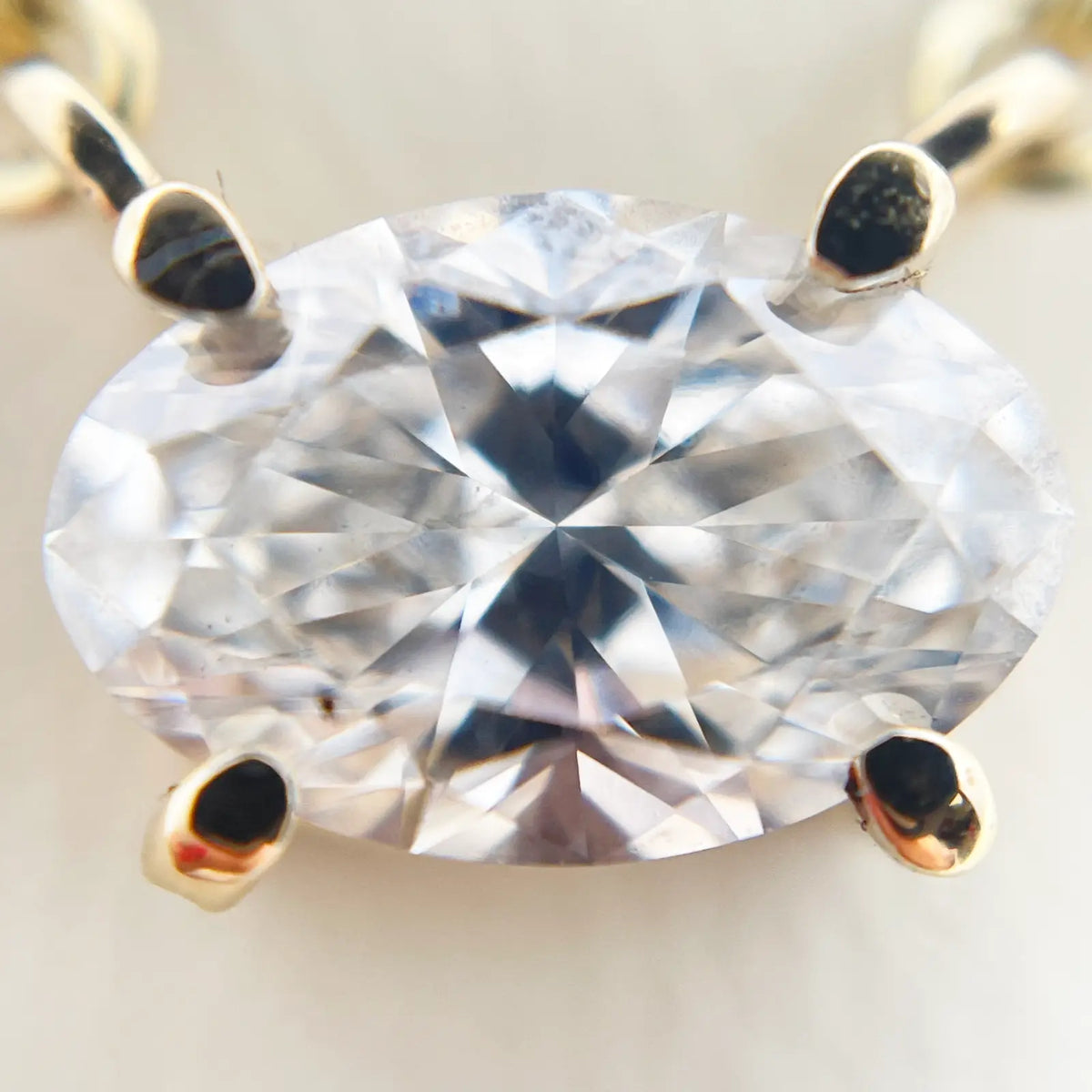 18ct Yellow Gold Lab Grown Oval Diamond 1.00ct Black Beads Mangalsutra Necklace IGI Certified 