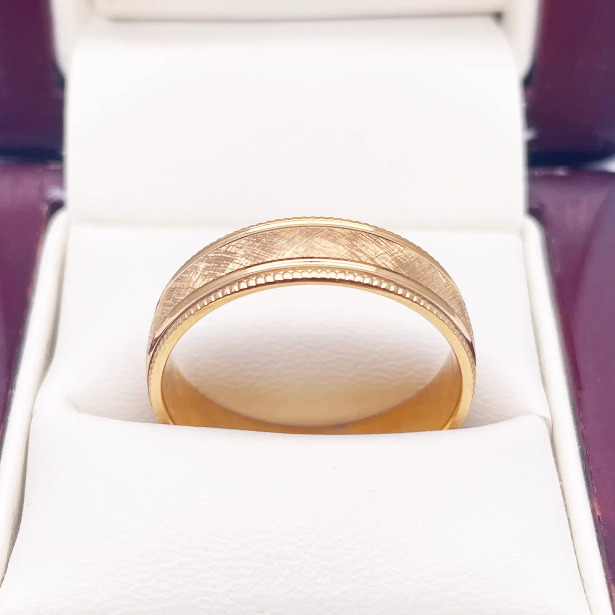 18ct Yellow Gold Mens Wedding 6mm Band Matt Middle and Grooves Milgrain Edges 
