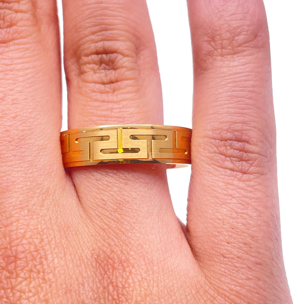 18ct Yellow Gold Mens Wedding 6mm Polished Band With Matt Greek Key Pattern 