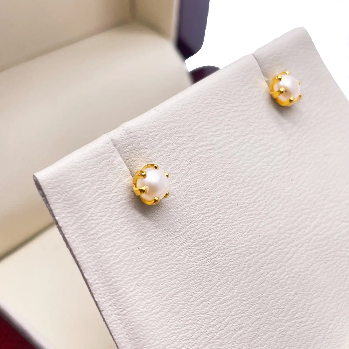 22ct Yellow Gold Children's Freshwater Pearl Claw Stud Earrings 4.3mm 