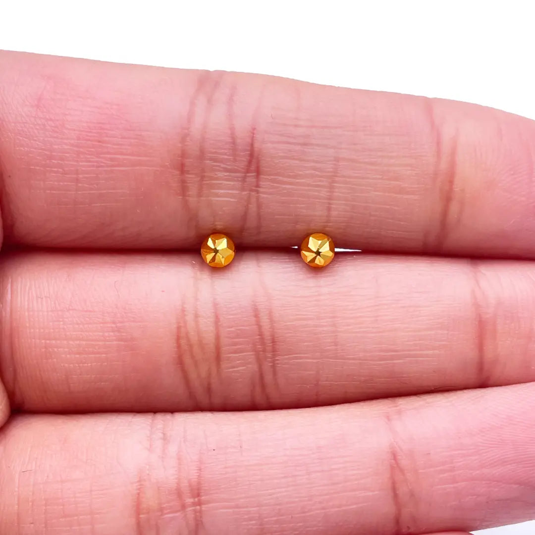 22ct Yellow Gold Diamond Cut Flower Round Ball Children's Earrings 3.2mm 