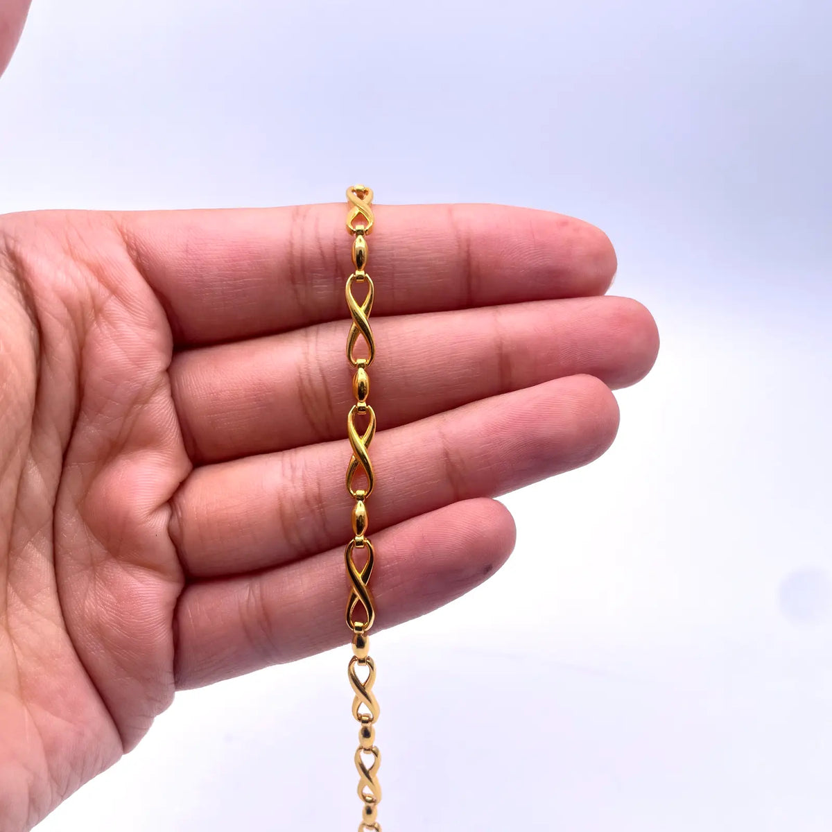22ct Yellow Gold Flat High Polished Infinity Style Bracelet 7.2'' inches 