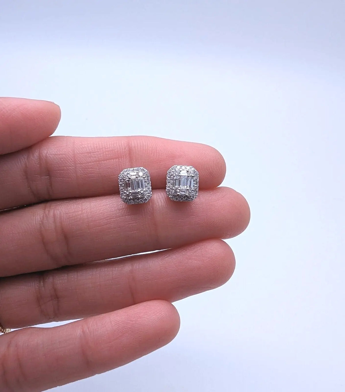 9ct White Gold Natural Diamonds & Baguette Earrings Ear Studs 0.73ct 