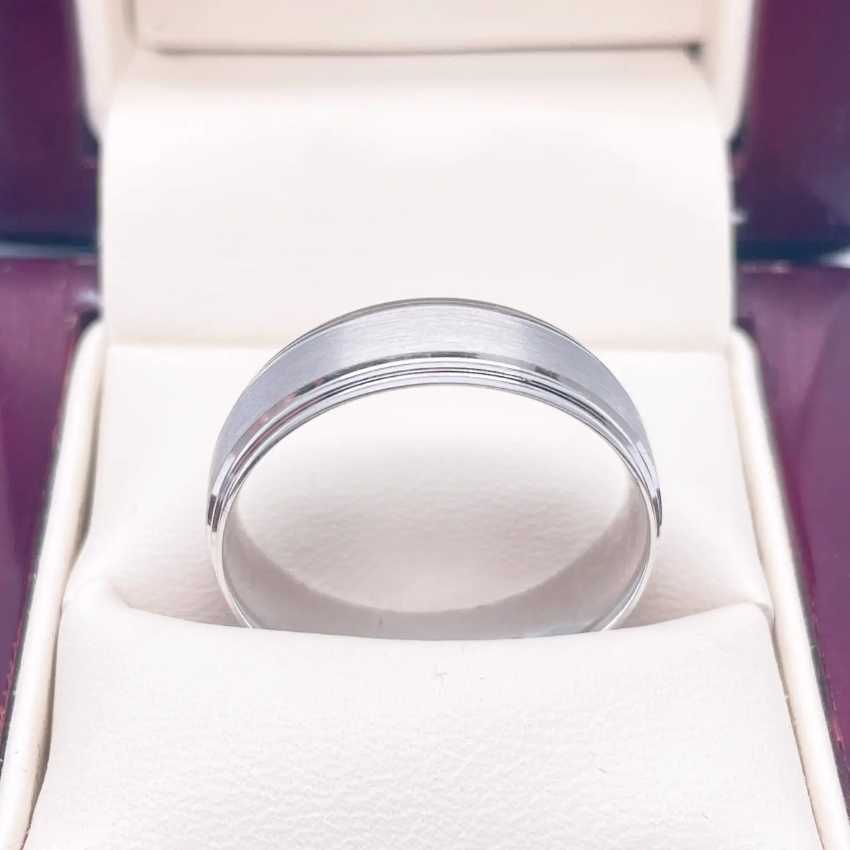 Mens Platinum Wedding Band 7mm Matt Centre & Grooved Edges Heavy Weight  Platinum Ring